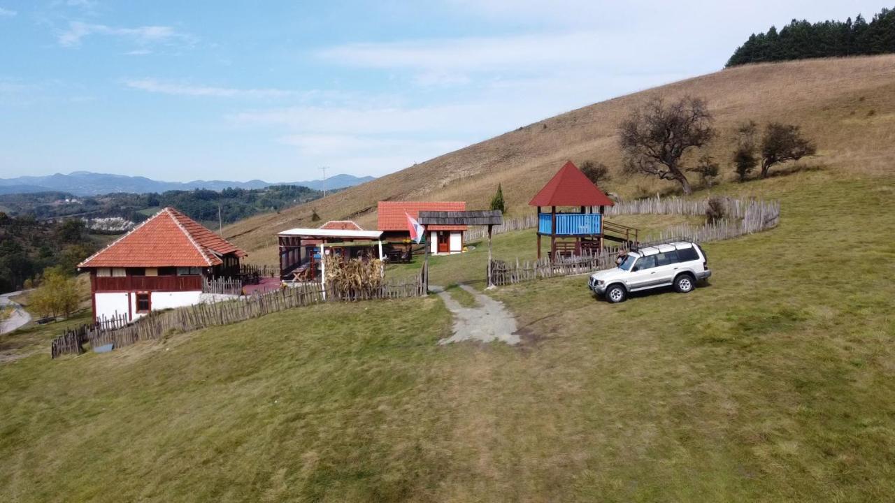 Etno Village Gostoljublje Kosjeric Eksteriør billede